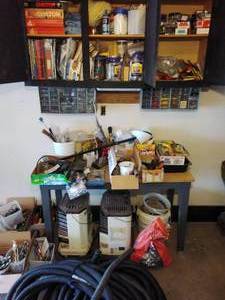 lot 52 image: Lot of Tools & Miscellaneous Supplies 33