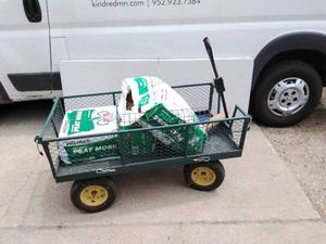lot 66 image: Yard Wagon