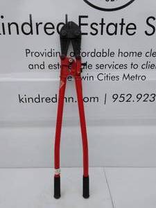 lot 77 image: 36 bolt Cutter