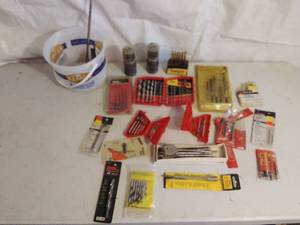 lot 99 image: Lot of misc drill bits