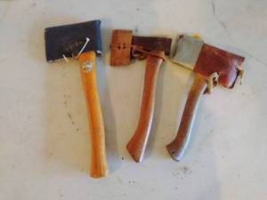 lot 103 image: 3 Hatchets