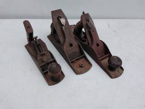 lot 129 image: 3 Hand Planes
