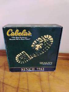 lot 185 image: Cabelas Boots Size 13