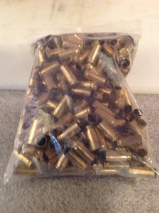 lot 30 image: 38 Auto Casings