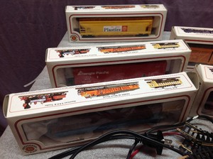 lot 49 image: Train Set