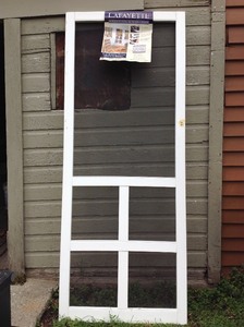 lot 92 image: New 32 Vinyl Screen Door