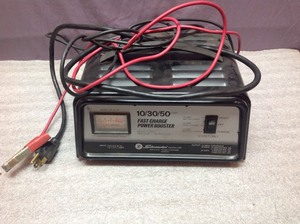 lot 64 image: Fast Charge Battery Charger