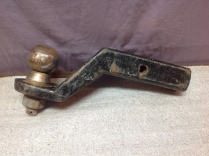 lot 79 image: Receiver Hitch