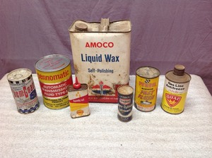 lot 127 image: Vintage Oil - Auto Product Cans