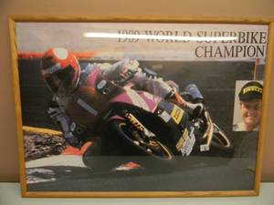 lot 14 image: 1989 World Super Bike Champions Picture 29x21 - SEE PICTURES