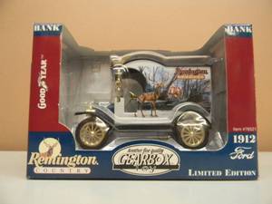 lot 29 image: GEARBOX 1912 FORD MODEL T DELIVERY 124 SCALE REMINGTON COUNTRY - NEW IN BOX - SEE PICTURES