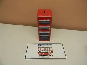 lot 36 image: CRAFTSMAN TOOLBOX CANISTER COIN BANK & GM PERFORMANCE DIVISION CAR CRAFT SUMMER NATIONALS PLATE - BOTH NICE - SEE PICTURES
