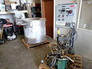 lot 5 image: Aluminum Smelting Furnace, Approx. ...
