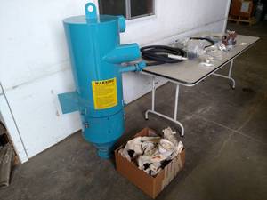 lot 11 image: Cyclone Dust Collector, with Parts ...