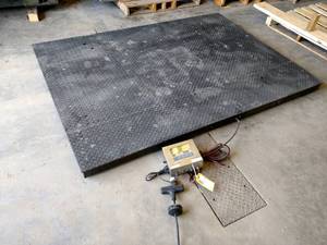 lot 22 image: Rice Lake Rough Deck Floor Scale, D...