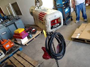 lot 24 image: Coffing 1 Ton Electric Chain Hoist,...