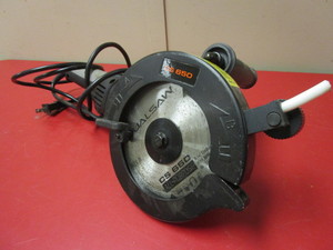 lot 905 image: DUAL-SAW CIRCULAR SAW