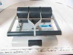 Swingline High Capacity Heavy Duty Adjustable Punch