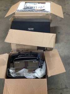 lot 15 image: PALLET OF 2 GRILLS (SEE DESCRIPTION)