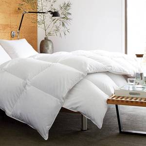 Legend Luxury Geneva Light Warmth White King Goose Down Comforter, C2S1-K-WHITE. - NEW.