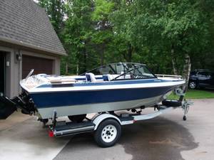 lot 1 image: 1988 Starline 170 Malibu with Spartan Trailer