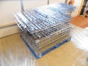 lot 10 image: Assorted Pallet Racking Baskets