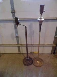 lot 29 image: Lot of 2 Floor Lamps
