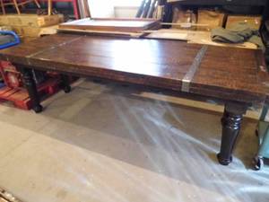 lot 41 image: Table