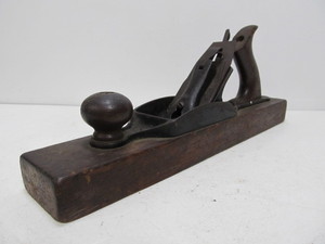 lot 14 image: Early Antique STANLEY Woodworking Plane