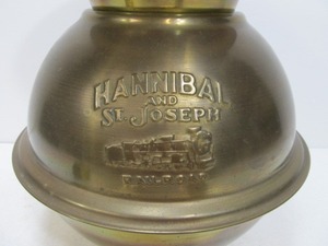 lot 21 image: Vintage Brass Hannibal & St. Joseph Railroad Spittoon 