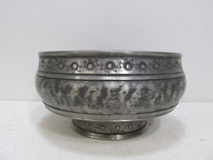 lot 63 image: Vintage Scandinavian TROND Pewter Bowl