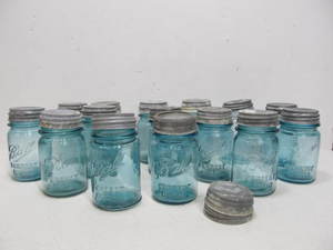 lot 114 image: Lot of Antique Blue Glass Mason Jars wZinc Lids