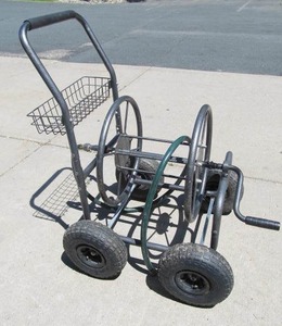 lot 124 image: Rolling Metal Hose Reel Cart
