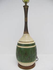 lot 126 image: Mid Century 1960s Horse Motif Table Lamp wShade
