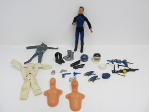 lot 139 image: Vintage 1966 Ideal CAPTAIN ACTION 12 Action Figure wAccessories