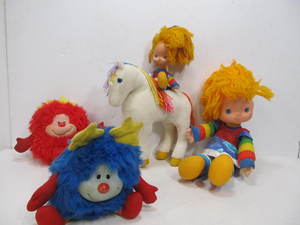 lot 204 image: Group of Vintage RAINBOW BRITE Plush Dolls Toys