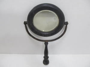 lot 221 image: Antique Round Shaving Mirror