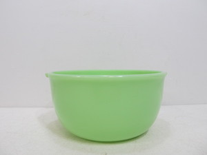 lot 311 image: Nice Vintage Jadeite Thick Mixer Bowl