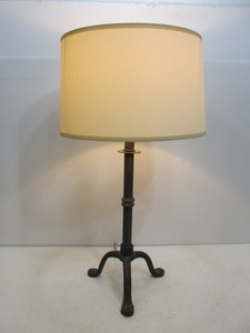 lot 313 image: Contemporary Wrought Iron Three Footed Table Lamp