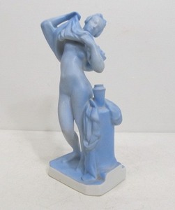 lot 247 image: Signed Vintage ZSOLNAY Figural Nude Porcelain Figurine Sculpture