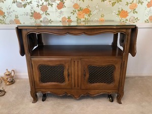 lot 333 image: Vintage Mid Century Fold Out Bar Cabinet
