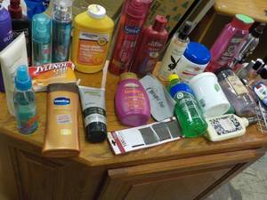 lot 12 image: Womens Beauty Products ...