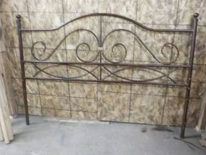 lot 35 image: King Size Metal Headboard...