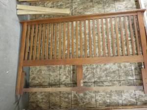 lot 36 image: Wood King Size Headboard and Footbo...