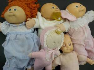 lot 58 image: Cabbage Patch Dolls and Others...