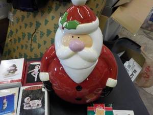lot 74 image: Santa Cookie Jar and Hallmark Xmas ...