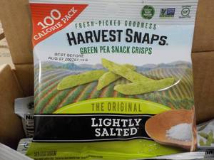 lot 174 image: Case of Harvest Snaps Green Pea Sna...