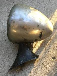 lot 6 image: Antique Automotive fender Light