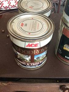 lot 9 image: 6 quarts of Ace WoodRoyal sealers