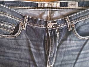 lot 40 image: Mens BKE Tyler jeans